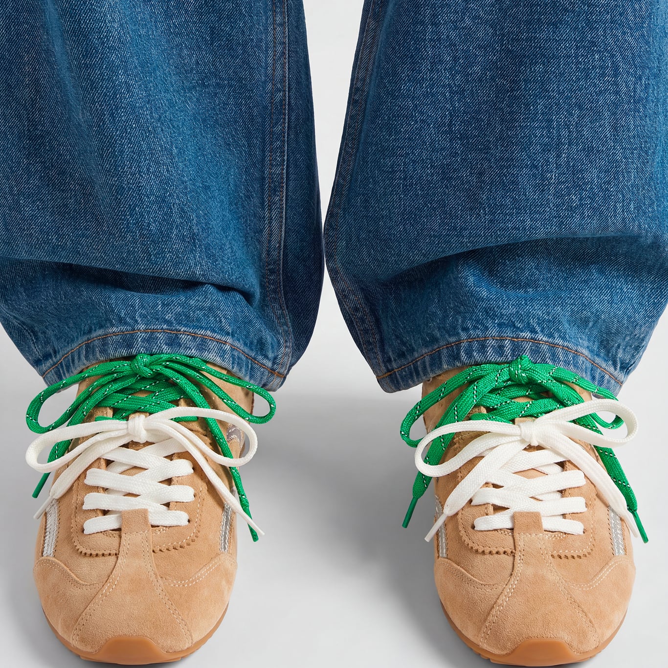 Die Sneakers von Sandro Paris