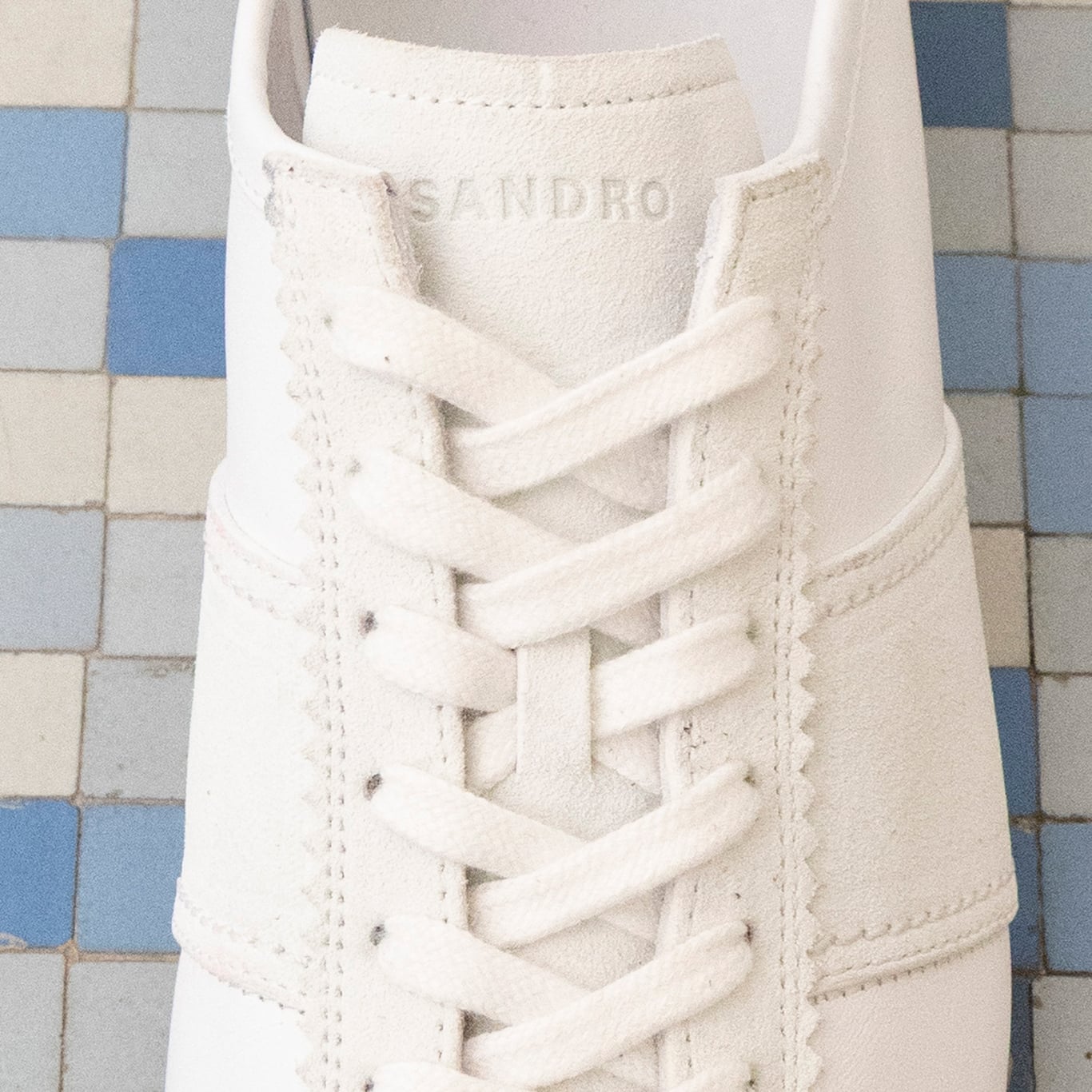 Die Sneakers Soft Runner von Sandro Paris