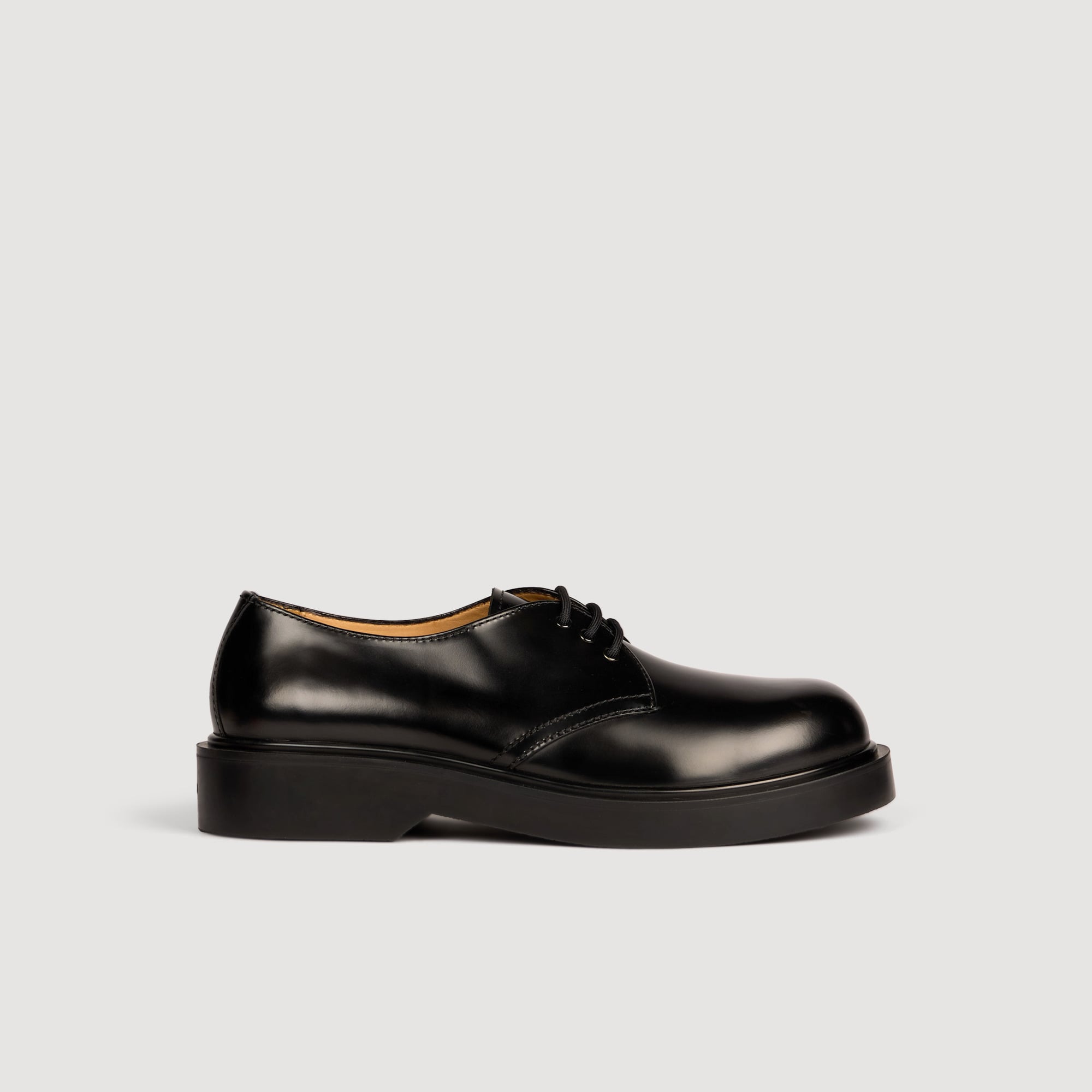 Derbys & Stiefeletten