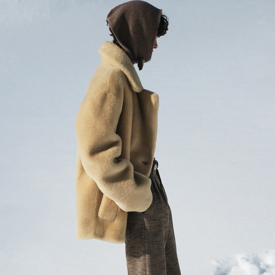 Entdecken Sie die Second-Hand-Seite SANDRO